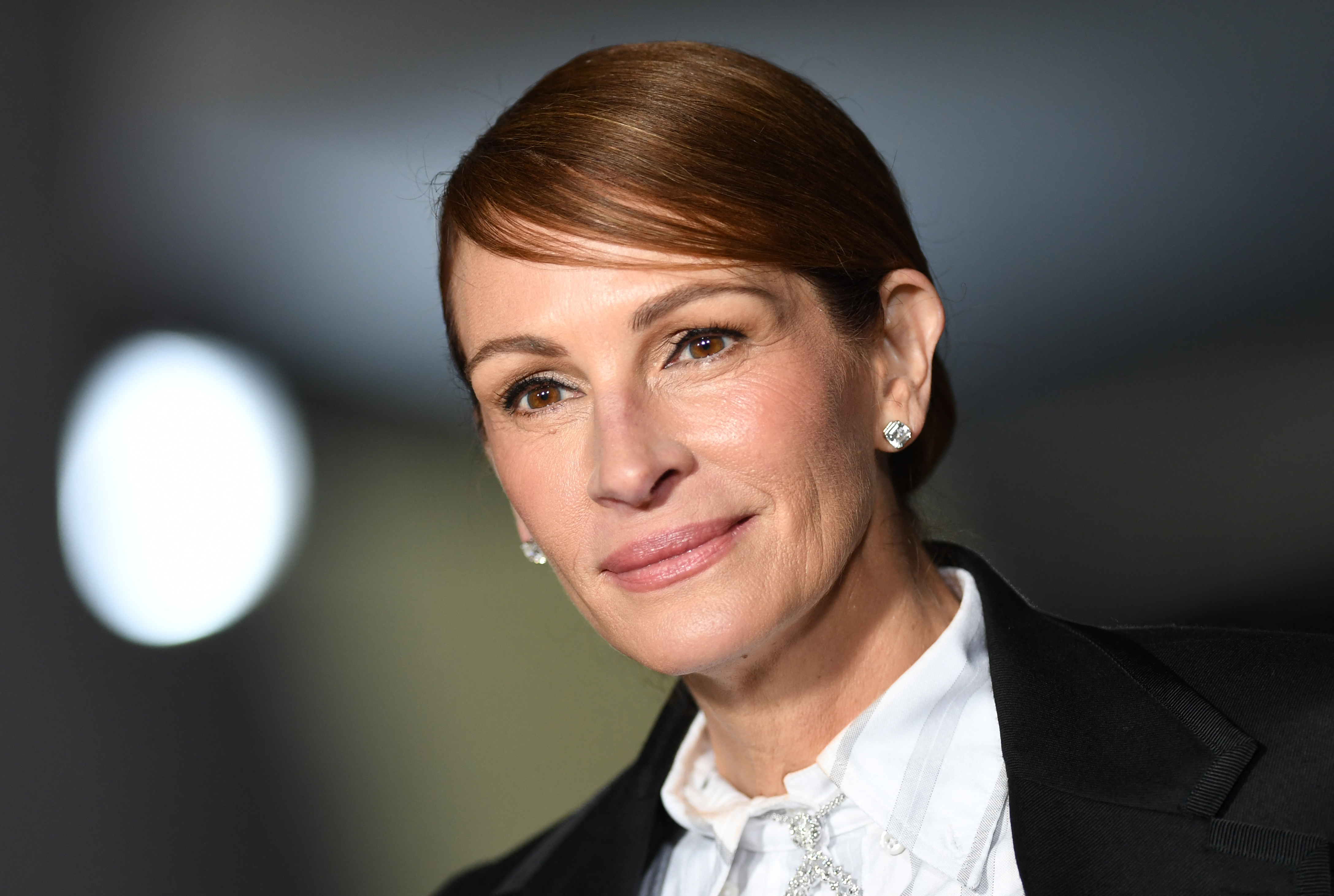 Julia Roberts quiere hamburguesas con queso y alcohol en su apocalipsis