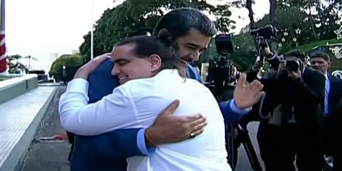 Así recibió Maduro en el palacio presidencial a Saab, tras su liberación