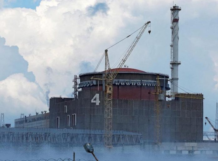 Ucrania informa de amenaza para seguridad nuclear por nuevo apagón en planta de Zapiriyia