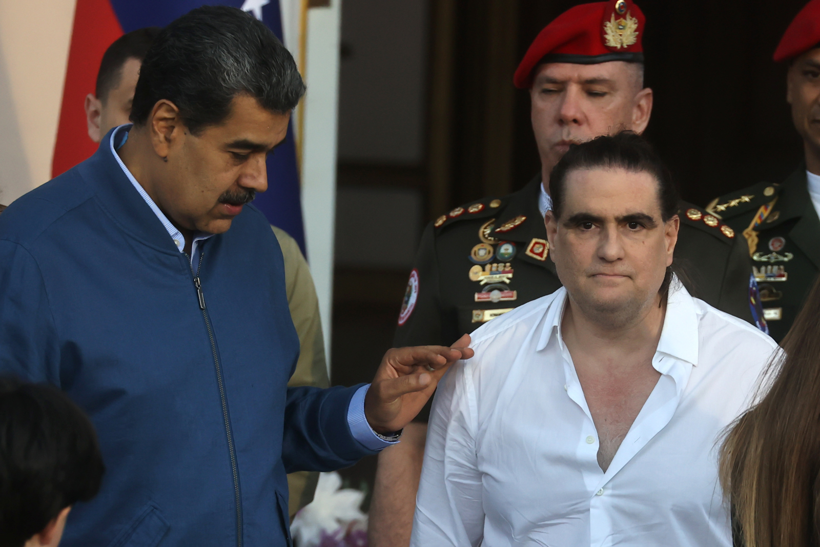 Nicolás Maduro recibe a Alex Saab, tras su liberación en EE.UU.