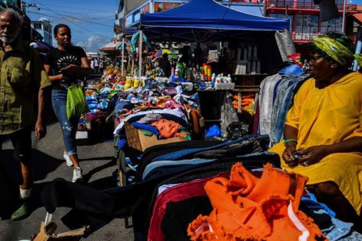 Cómo Guyana pasó de ser uno de los países más pobres de América al que más crece del mundo (y por qué el Esequibo reclamado por Venezuela fue clave)