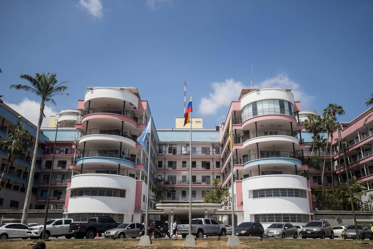 Enfermera murió esperando atención en el Hospital Universitario de Caracas