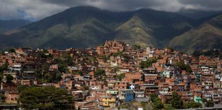 Estudio de la UCAB: 20% de las familias venezolanas venden activos para subsistir