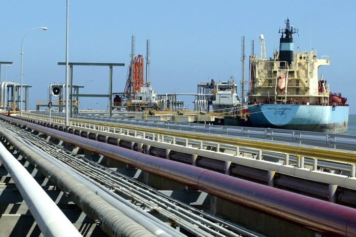 Pdvsa autorizó los primeros cargamentos de petróleo a India tras alivio de sanciones