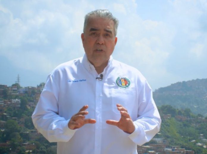 Luis Eduardo Martínez aseguró que llegarán al poder con votos tras denuncias de conspiración de Maduro