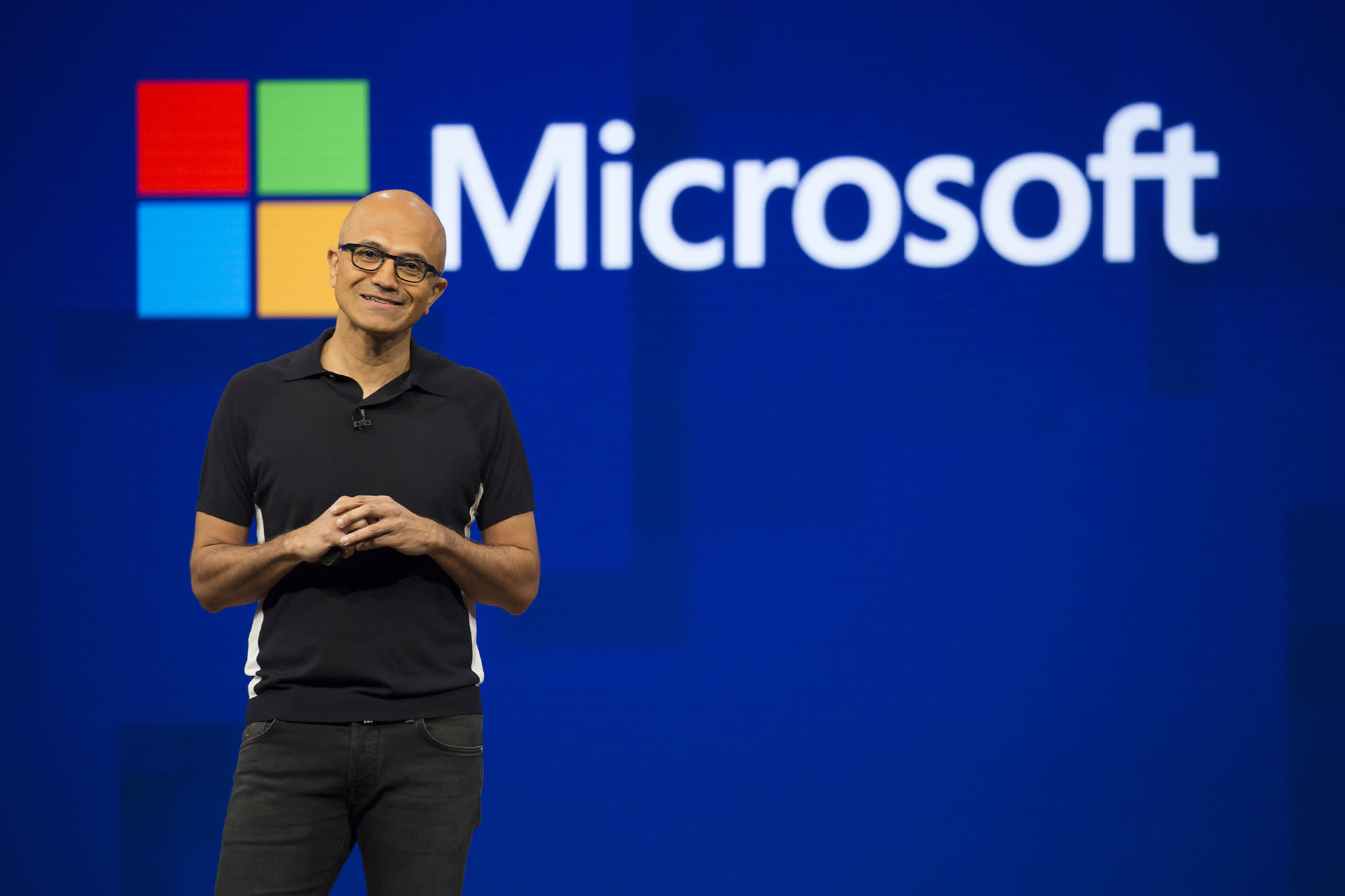 Microsoft pide una normativa global para uso de la inteligencia artificial