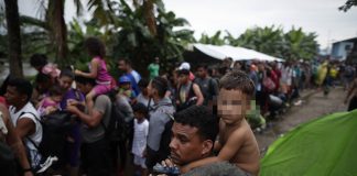 Más de 328.000 migrantes venezolanos cruzaron la selva del Darién el año pasado