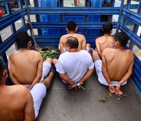 El Salvador detenidos