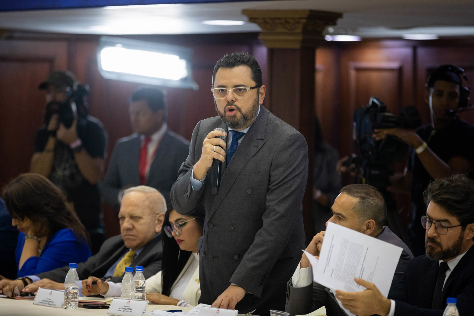 Javier Bertucci y Antonio Ecarri piden observación internacional en las elecciones presidenciales