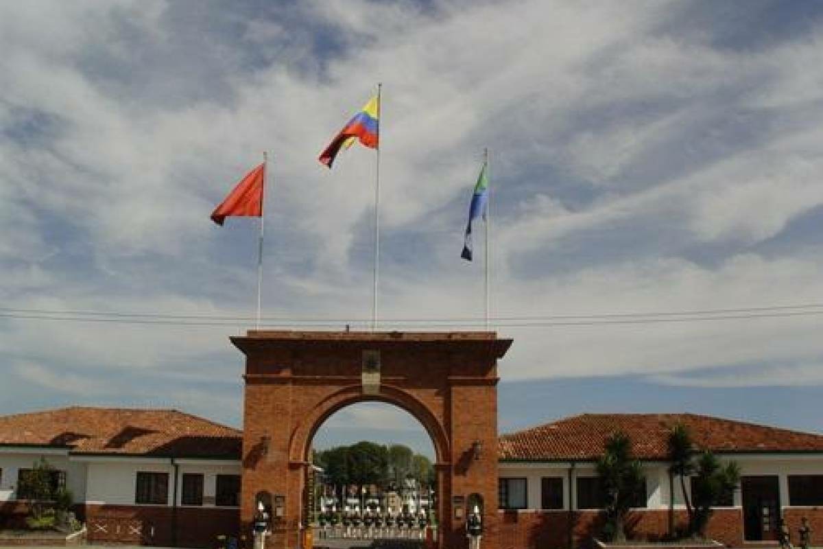 escuela-militar-de-cadetes-general-jose-maria-cordova-banner