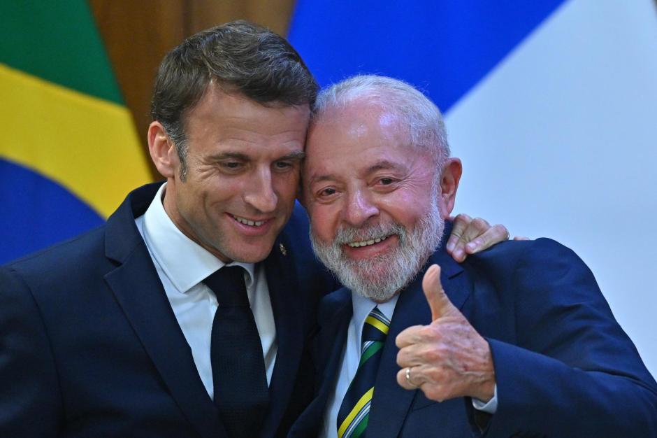 Los presidentes de Brasil, Luiz Inácio Lula da Silva, y Francia, Emmanuel Macron. EFE