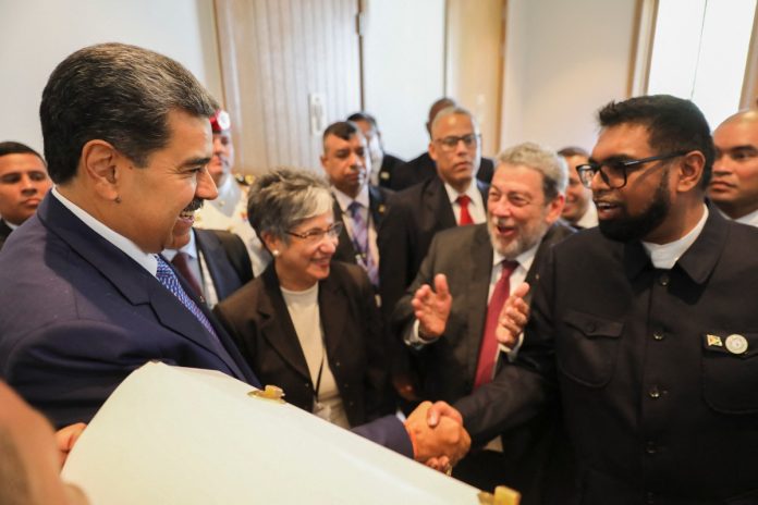 Irfaan Ali Nicolás Maduro paz