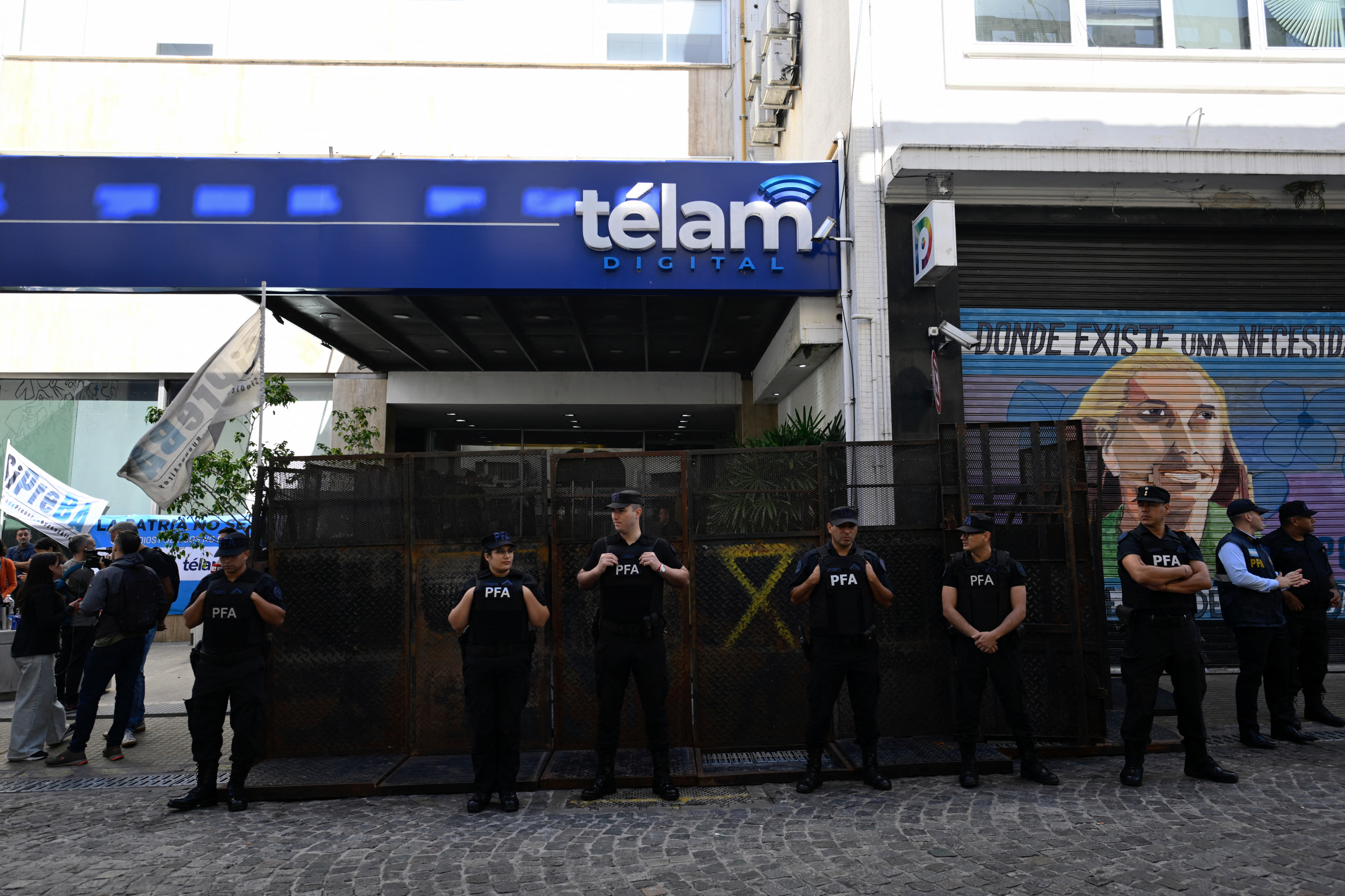 ARGENTINA-POLITICS-MEDIA-TELAM-CLOSURE