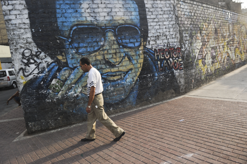 Mural en honor a Héctor Lavoe en Lima
