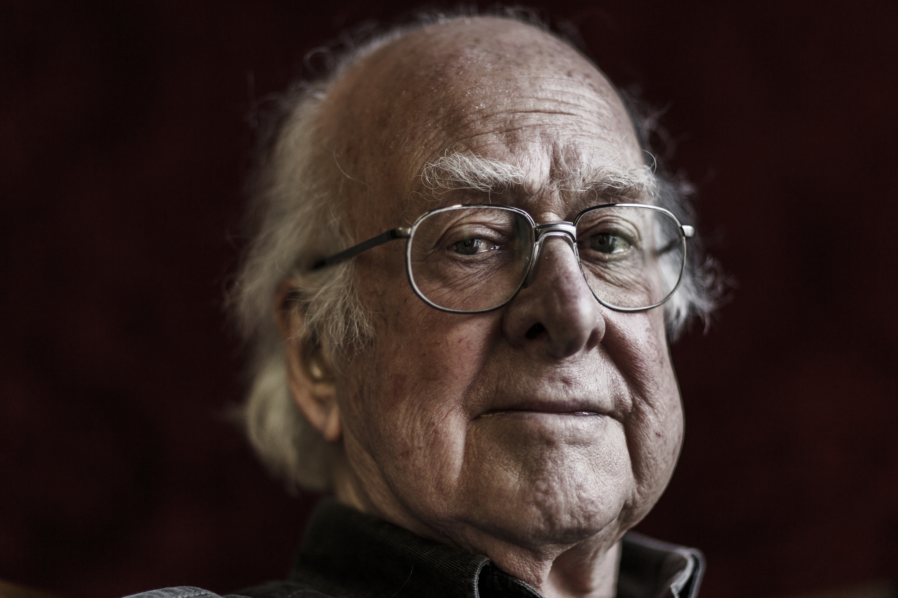 Murió el físico Peter Higgs, ganador del Nobel por la teoría de la «partícula de Dios»