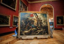 La Libertad guiando al pueblo en el Louvre