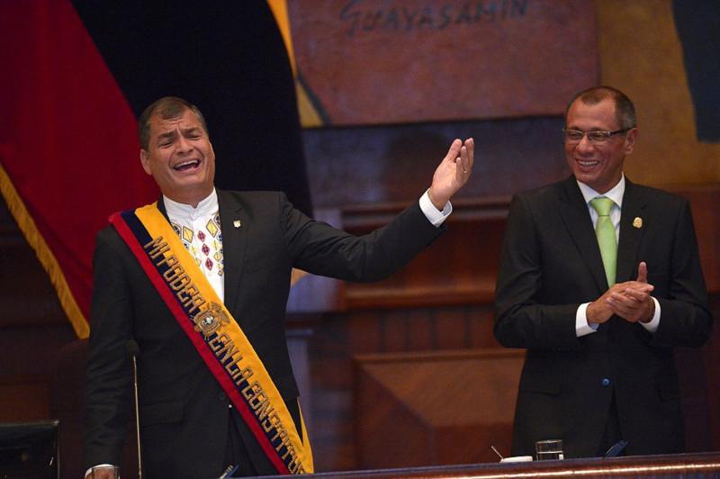 Glas (derecha), aliado del expresidente ecuatoriano Rafael Correa, tiene dos condenas por corrupción, estuvo preso y tras ser liberado enfrentaba una nueva causa judicial. Getty Images 