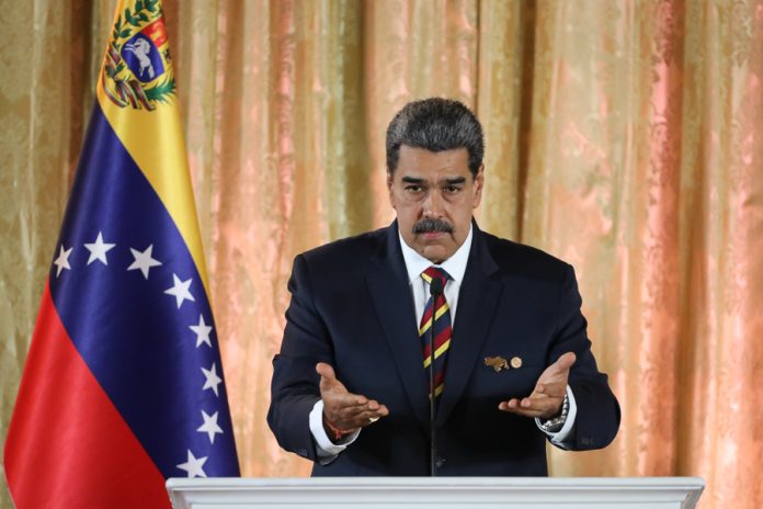 el Esequibo Maduro bases