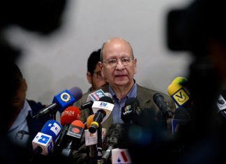Vicente Díaz: Imposible que el CNE manipule resultados de presidenciales