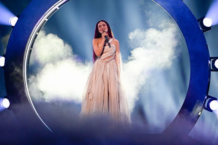 Israel pasa a la final de Eurovisión tras protestas propalestinas contra su participación