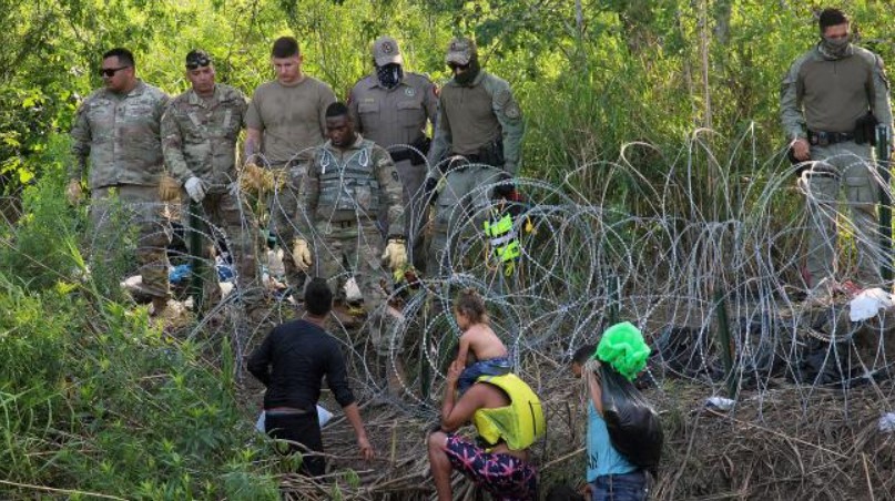 Migrantes intentan llegar a EE UU