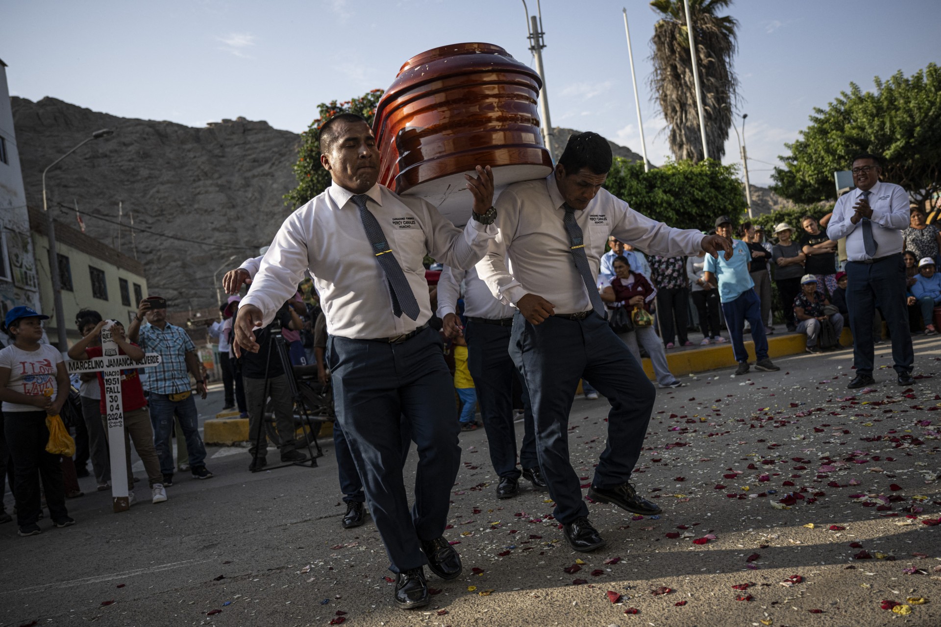 PERU-SOCIETY-DEATH-FUNERAL