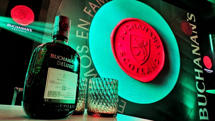 Buchanans Whisky Lanzamiento Familia
