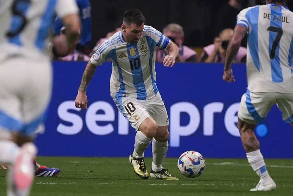 Argentina buscará asegurar su boleto ante Chile sin mirar al pasado