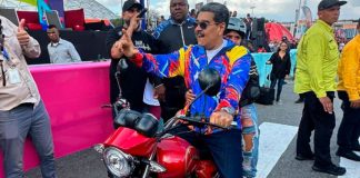 Maduro motopiruetas