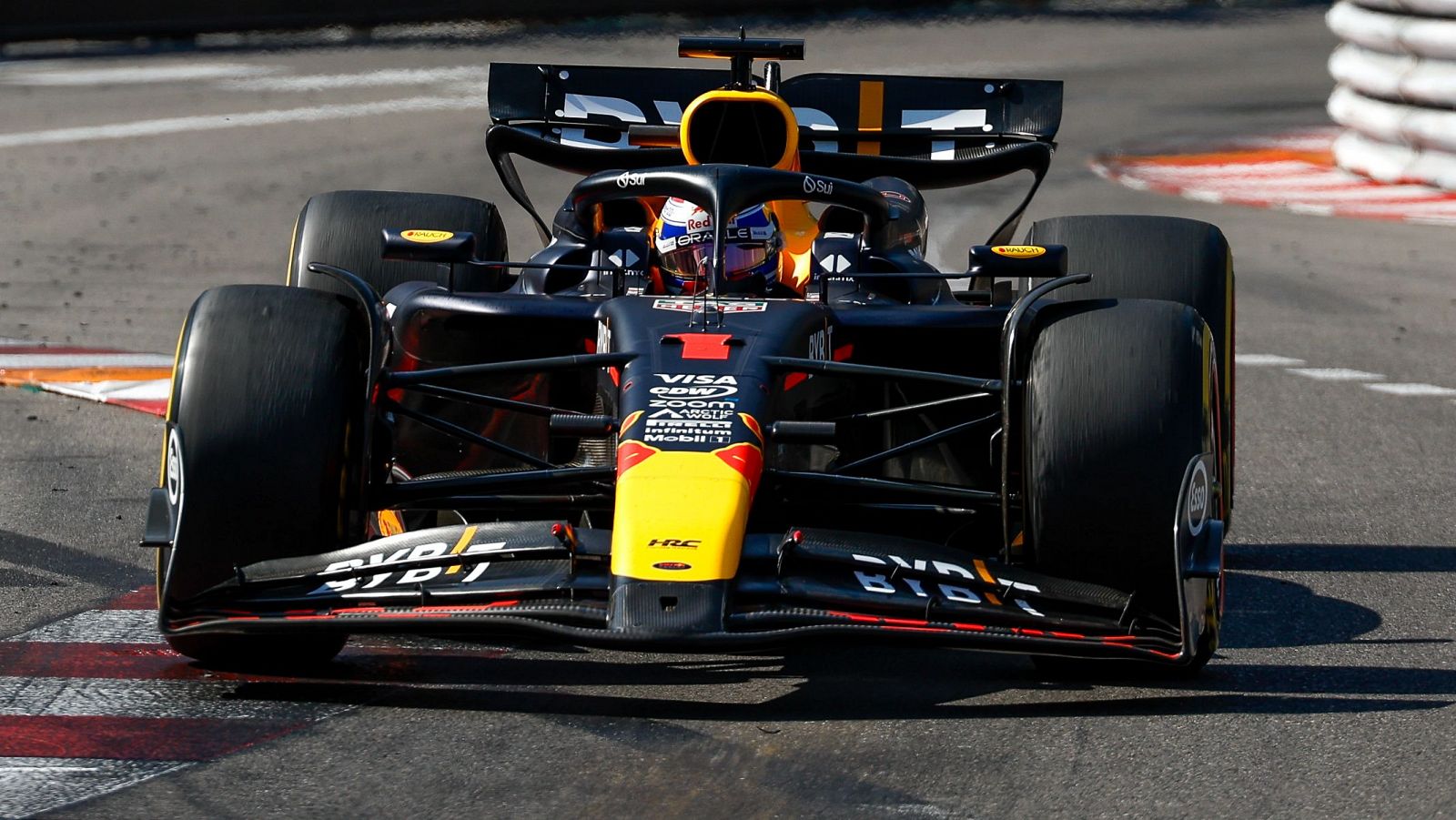 Verstappen y Checo Pérez buscarán podios para Red Bull en Canadá