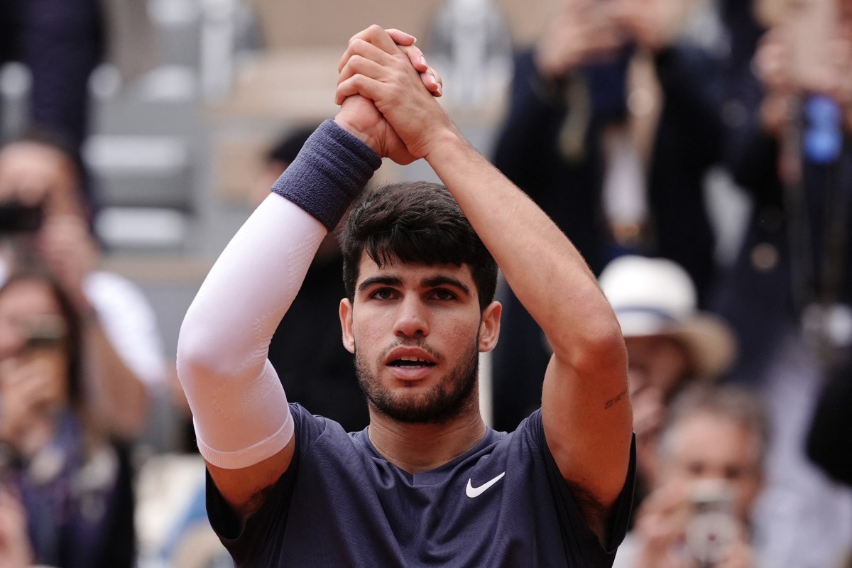 Alcaraz se mete en cuartos de Roland Garros con cómodo triunfo ante Felix Auger-Aliassime