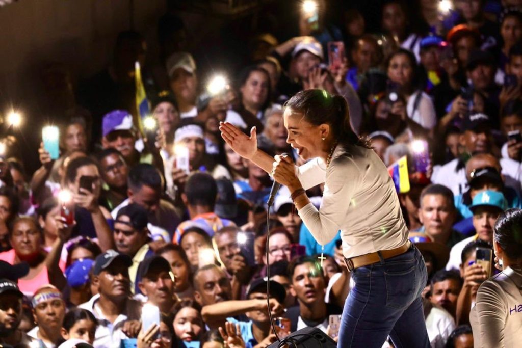 Las imágenes del multitudinario recibimiento de María Corina Machado en Upata