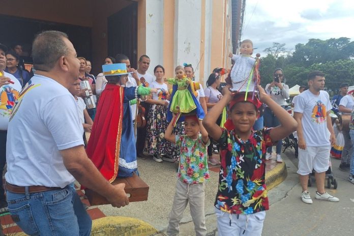 Santa Cruz de Aragua celebró 50 años de tradición de San Juan Bautista