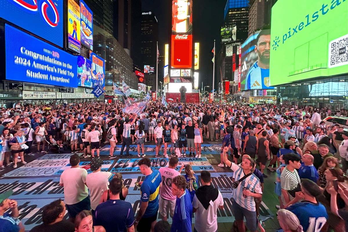 US-FBL-COPA AMERICA-2024-ARG-FANS