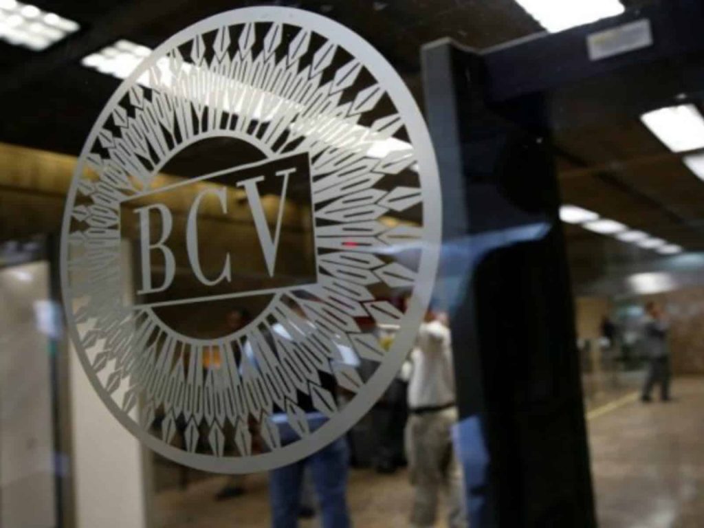 billetes nuevos BCV inyectó 81 millones de dólares a la banca este lunes