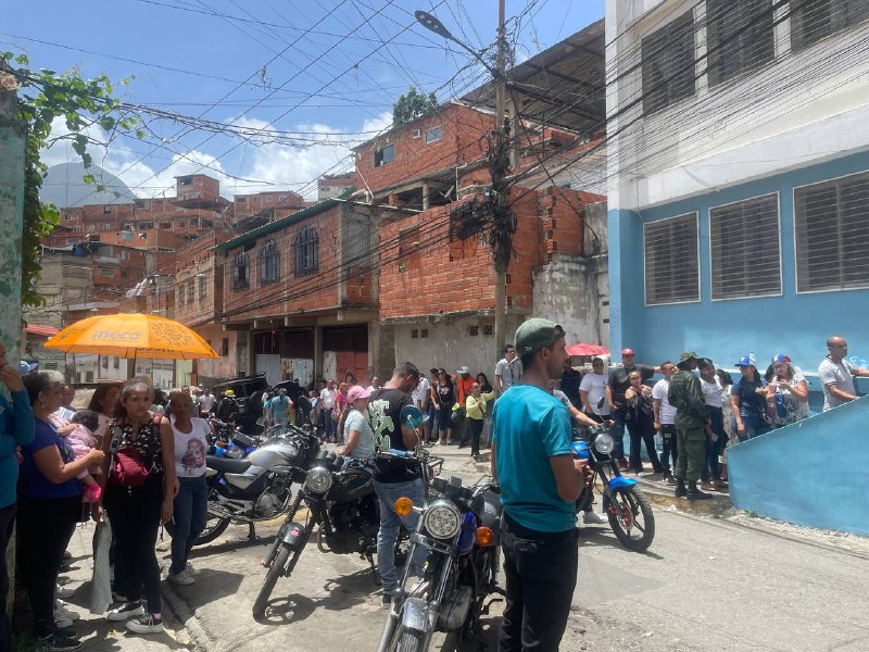 Barrio 12 de octubre donde los presentes se negaban a dar declaraciones Foto El Nacional