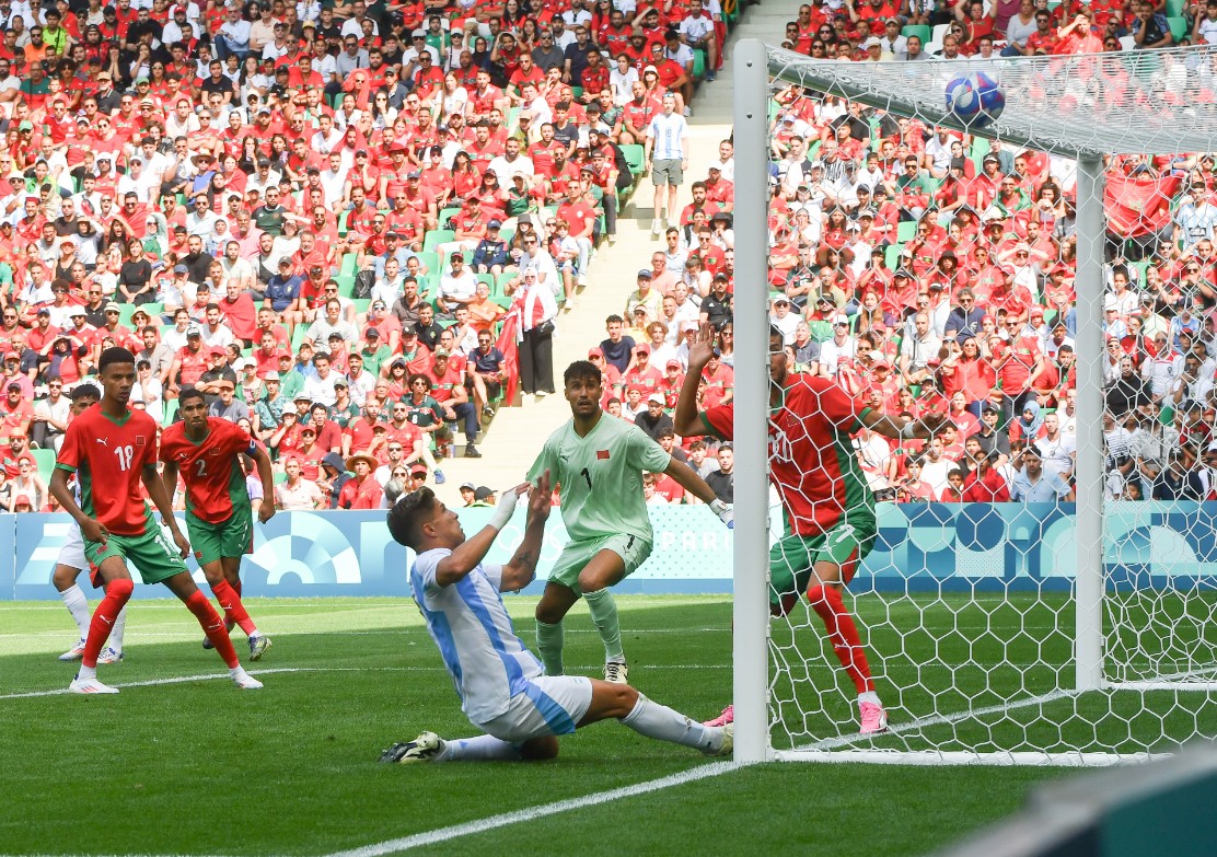 El VAR anuló el gol del empate de Argentina y pierde ante Marruecos