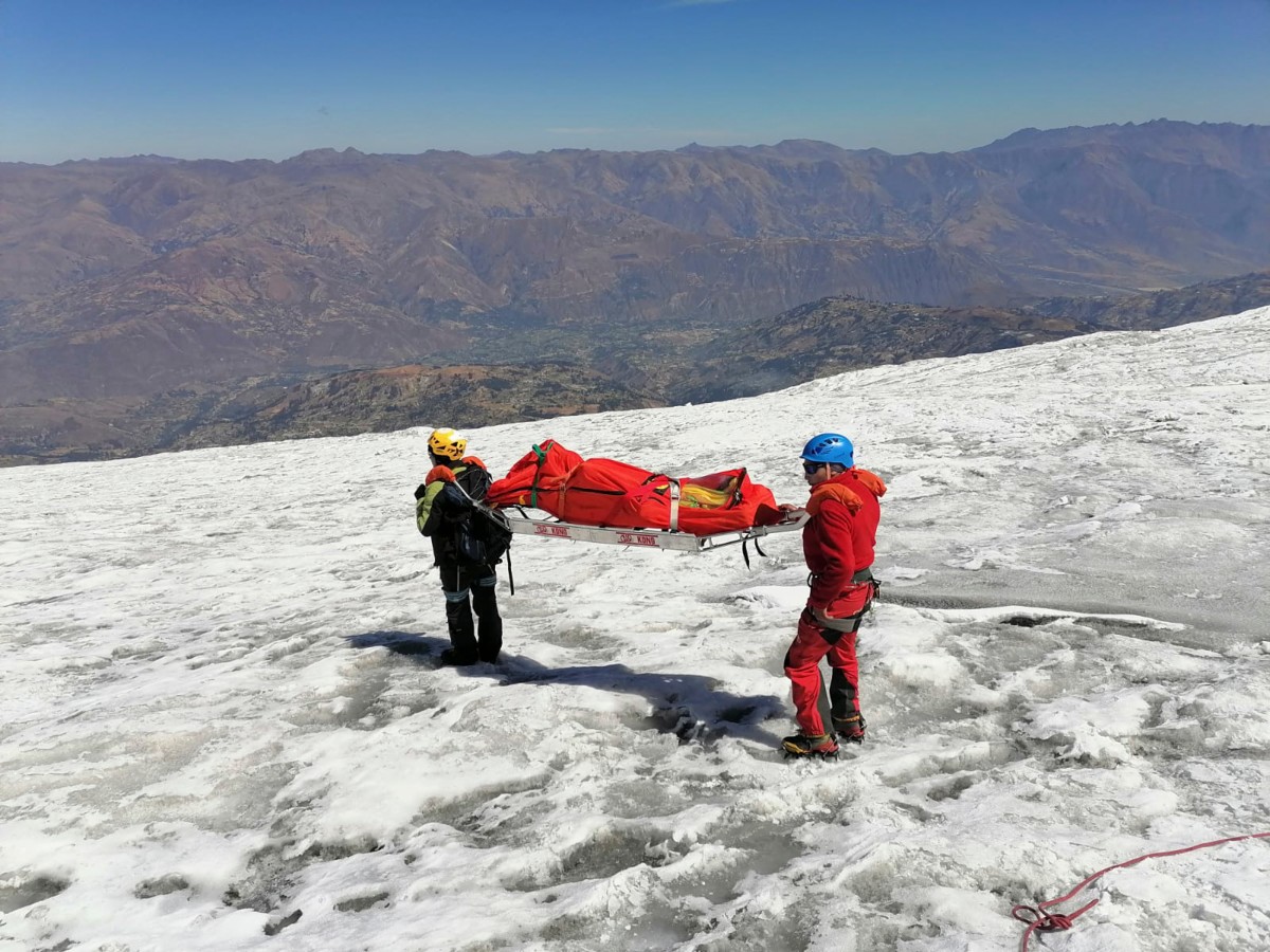 Hallan momificado a estadounidense desaparecido hace 22 años en un nevado de Perú