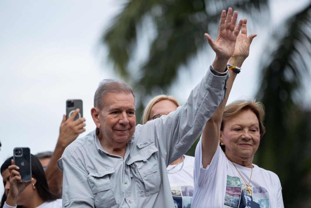 Edmundo González Urrutia invita a votar