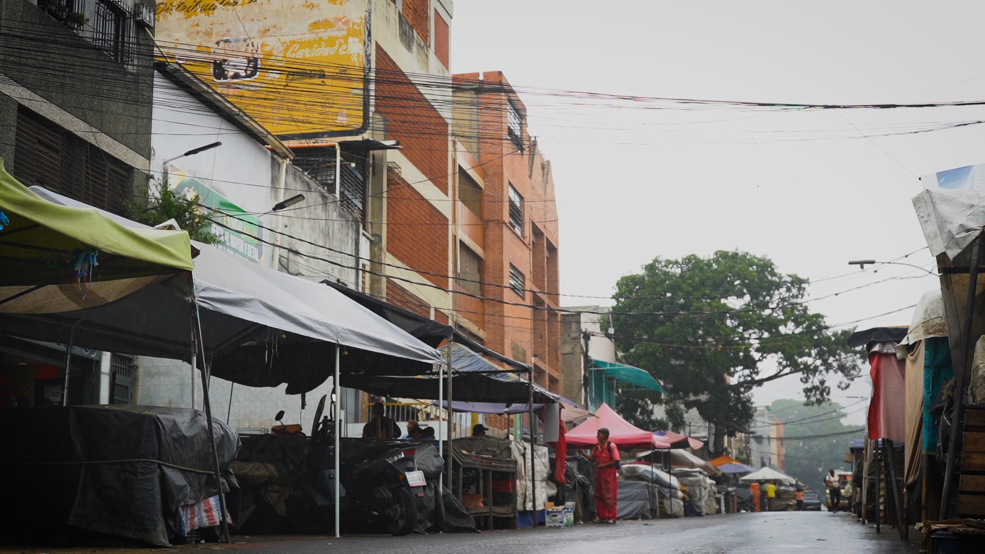 Cacerolazos, protestas y represión: ciudadanos en Caracas decepcionados por el fraude electoral