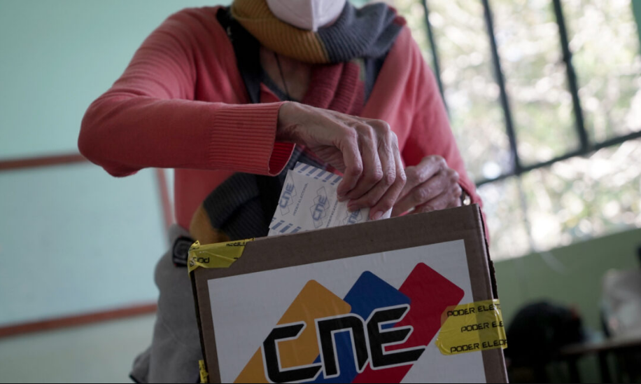 Cacerolazos en varias zonas de Caracas tras divulgación de resultados electorales