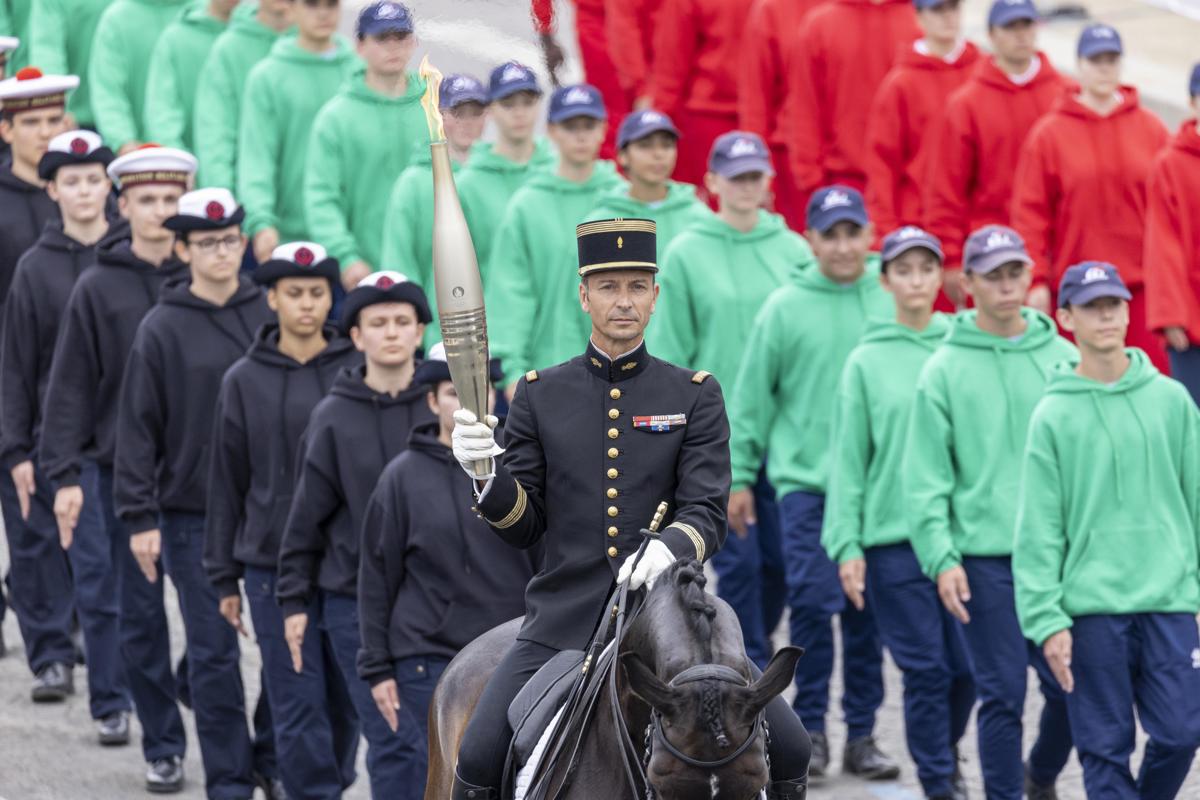 La Antorcha Olímpica llega a Paris para los Juegos Olímpicos 2024