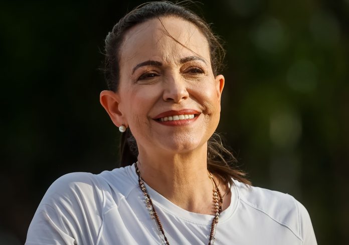 Machado: con González Urrutia llega el cambio real para los empleados públicos venezolanos María Corina Machado