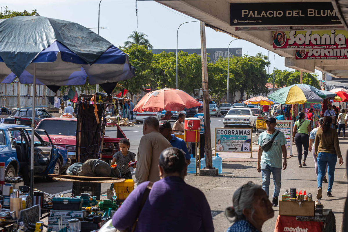 Venezuela registrará este año la inflación más baja en décadas, según Maduro