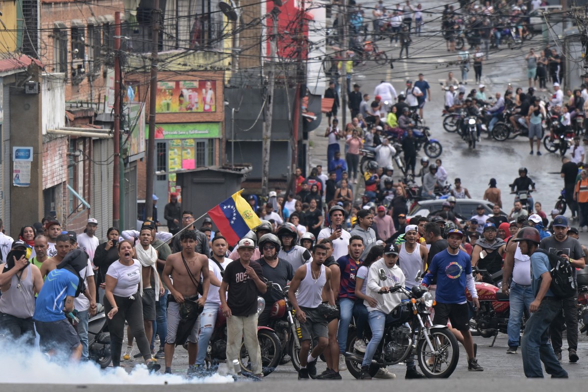 Rafael Ramírez afirma que todo el mundo quiere que Maduro se vaya