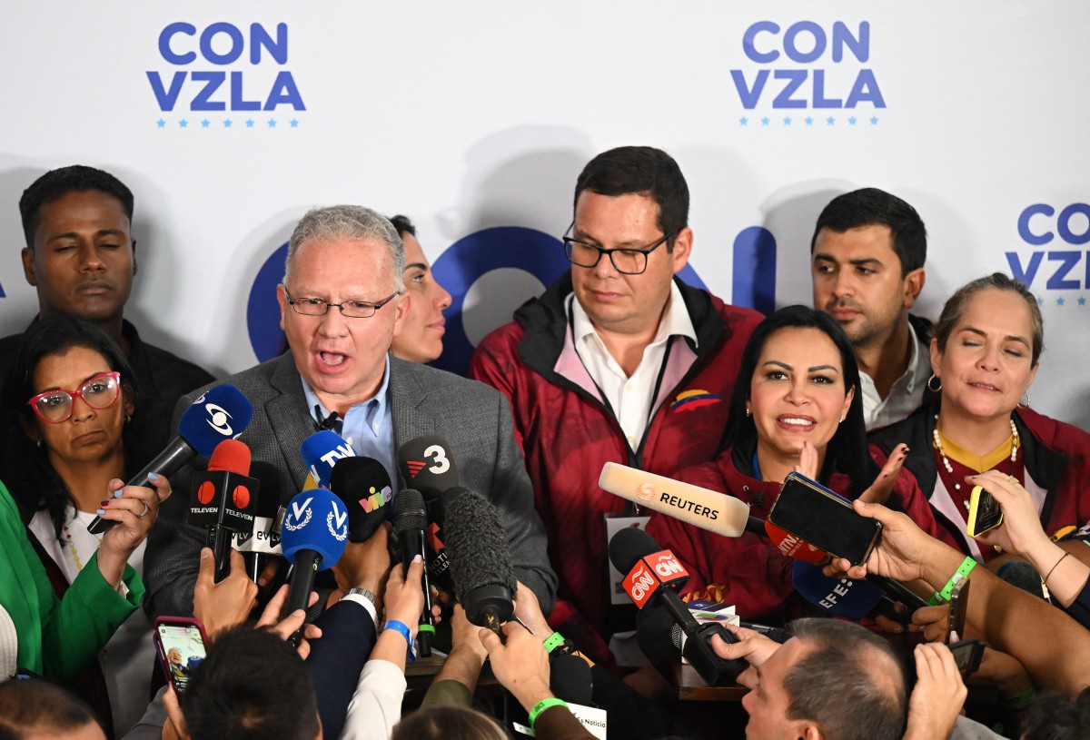 FILES-VENEZUELA-OPPOSITION-DETAINED-ROCHA