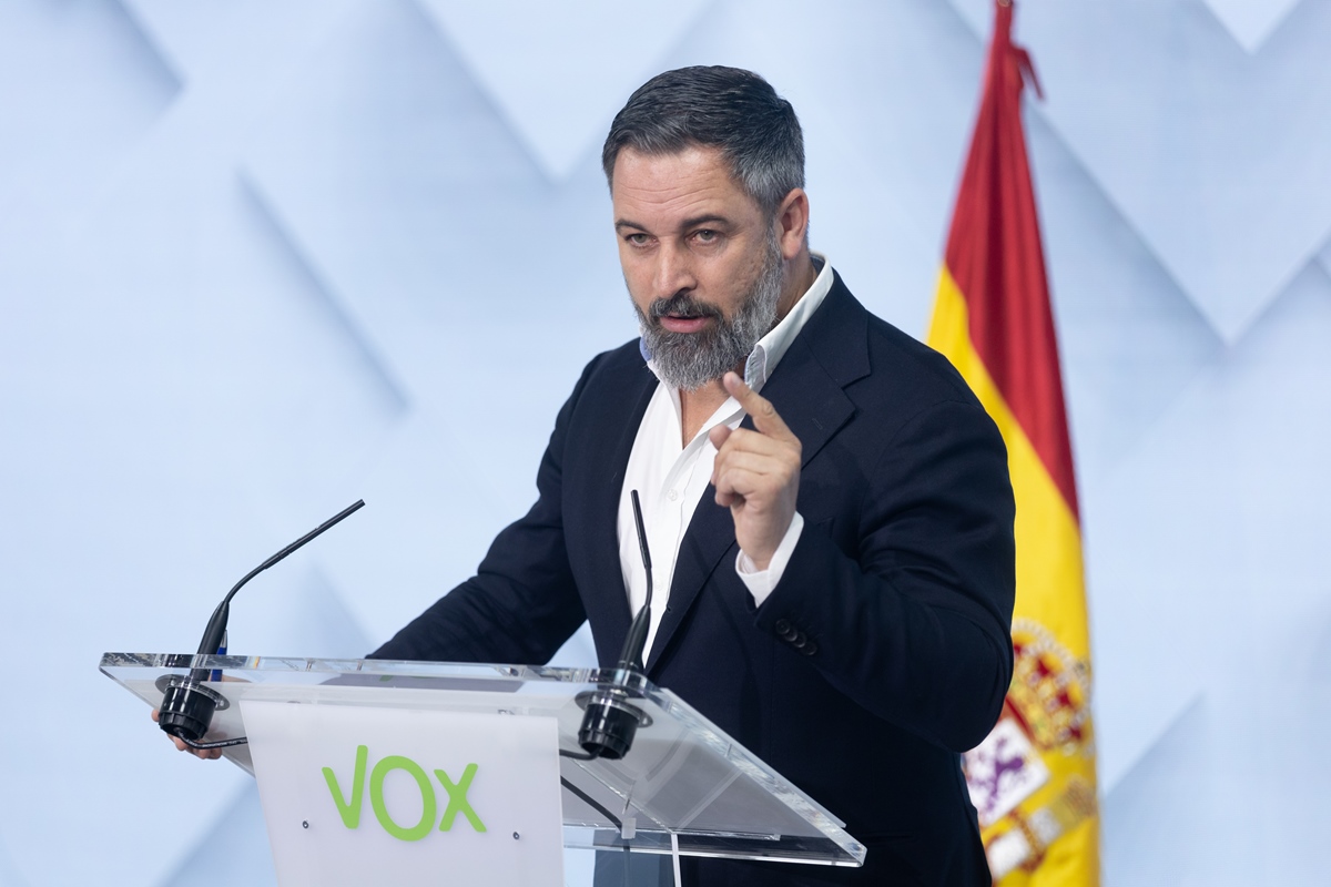 VOX romperá los pactos con el PP si aceptan la distribución de menores migrantes