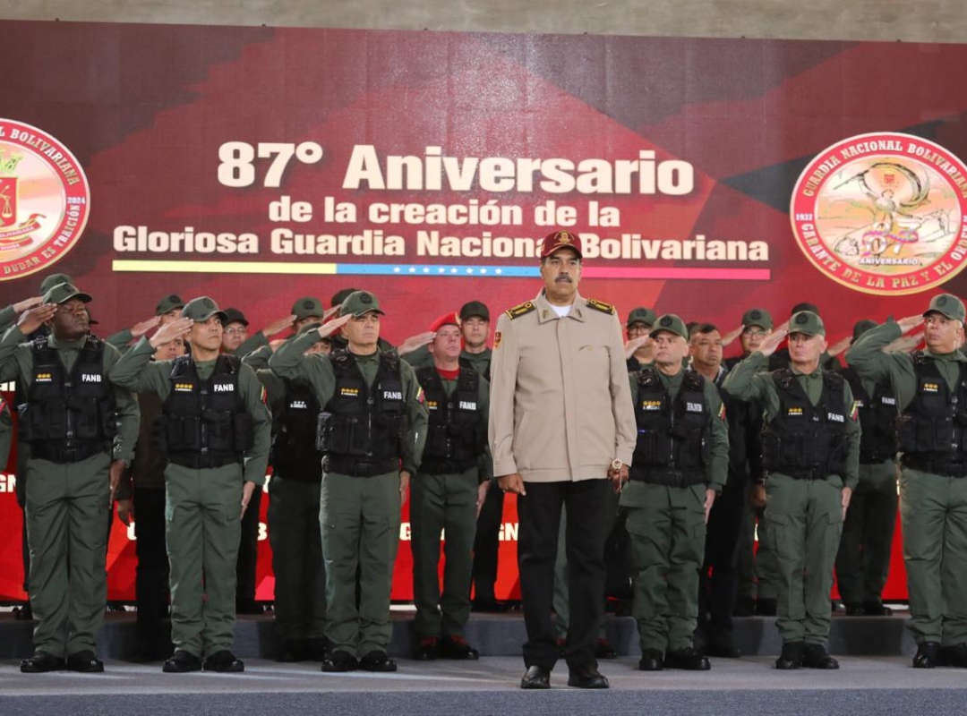 Felicitaciones y ascensos: ¿Qué le dijo Maduro a lo militares por protestas luego de elecciones?