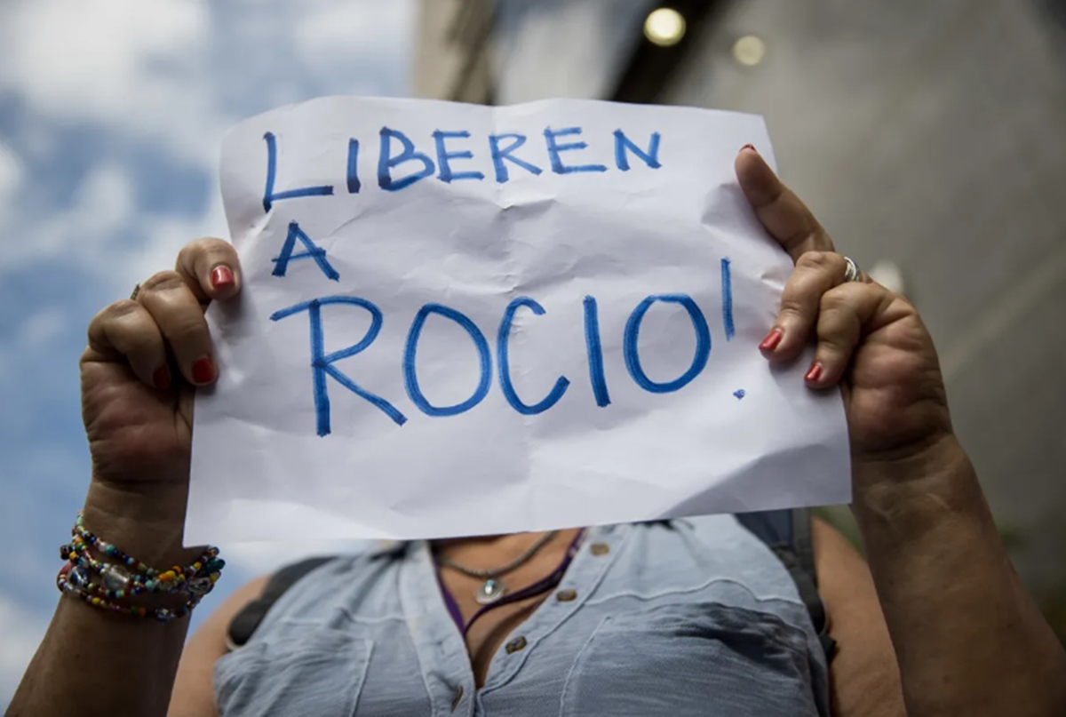 Rocío San Miguel cumple seis meses detenida: «Sigue en el centro de torturas»