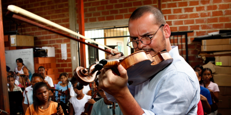 Ron Davis Álvarez 